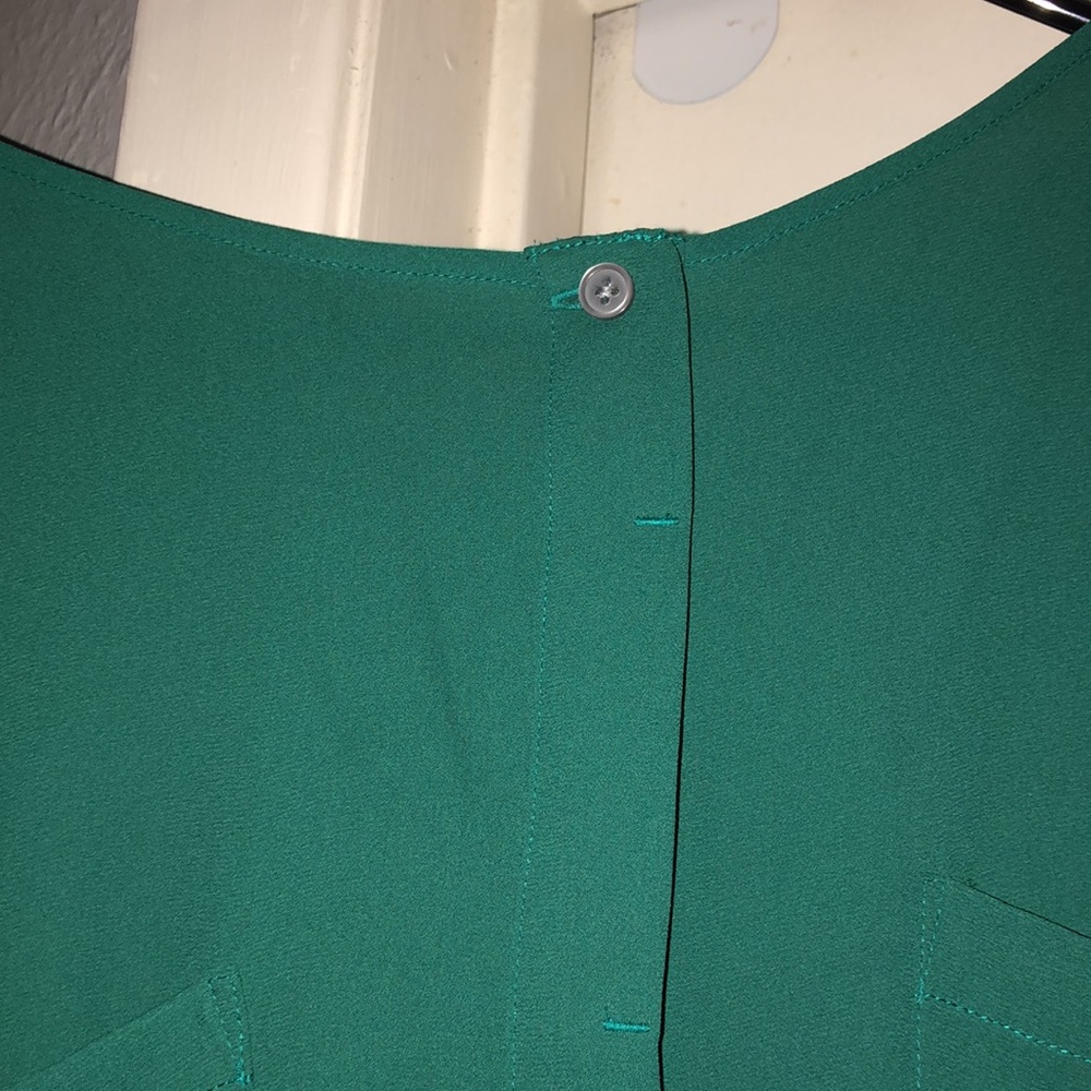 Top - Picture 2 of 3